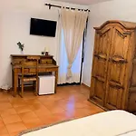 Rural La De Lia Hotel 2*