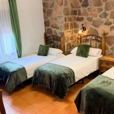 Rural La De Lia ホテル 2*