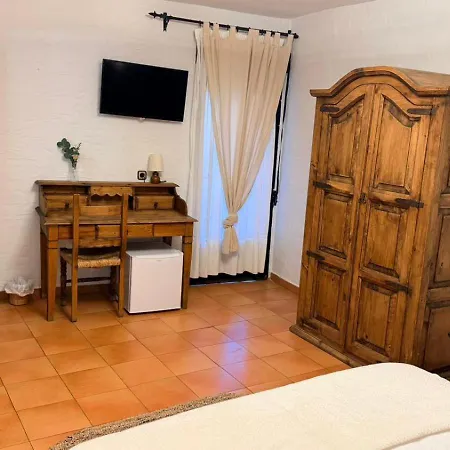 Rural La De Lia Hotel Berzocana