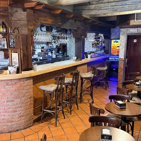 Hotell Rural La De Lia 2*