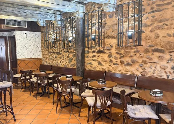 Rural La De Lia Hotell 2*