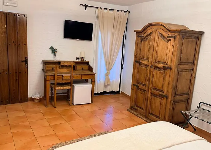 Rural La De Lia Hotell 2*